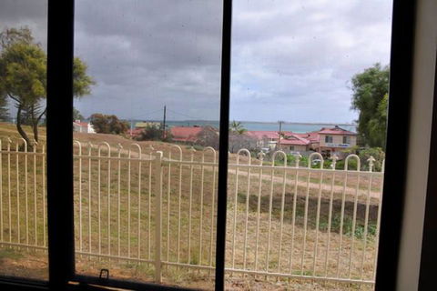 The Club House - Accommodation QLD 2