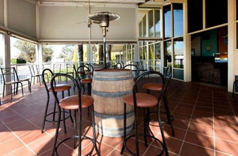 Barmera Lake Resort Motel - Accommodation QLD 10