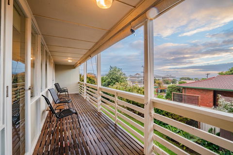 Aldinga Beach Break - C21 SouthCoast Holidays - Accommodation QLD 12
