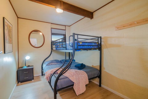 Aldinga Beach Break - C21 SouthCoast Holidays - Accommodation QLD 9