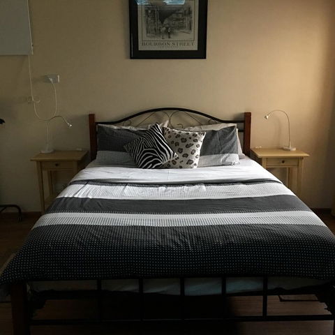 KI Dragonfly Guesthouse - Accommodation QLD 27