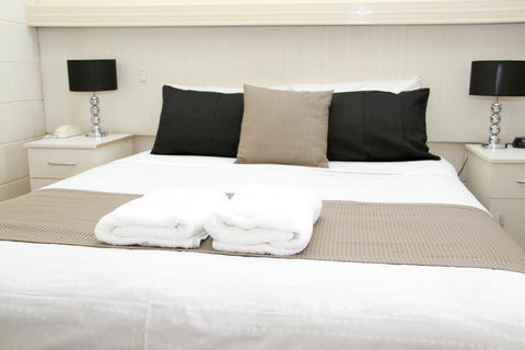 Renmark Motor Inn - Accommodation QLD 0
