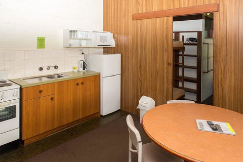 Kalganyi Holiday Park - Accommodation QLD 7