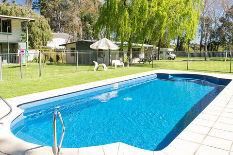 Kalganyi Holiday Park - Accommodation QLD 0