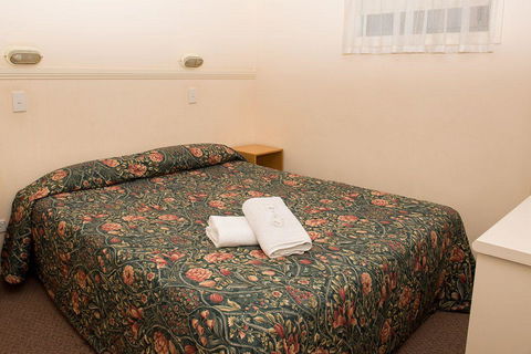 Kalganyi Holiday Park - Accommodation QLD 17