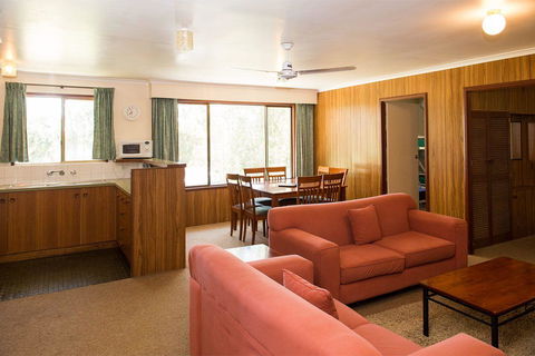 Kalganyi Holiday Park - Accommodation QLD 13