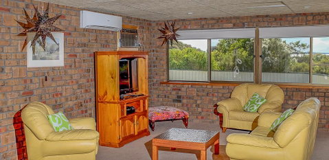 Seacroft - Accommodation QLD 19