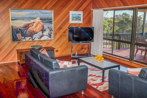 Seacroft - Accommodation QLD 6