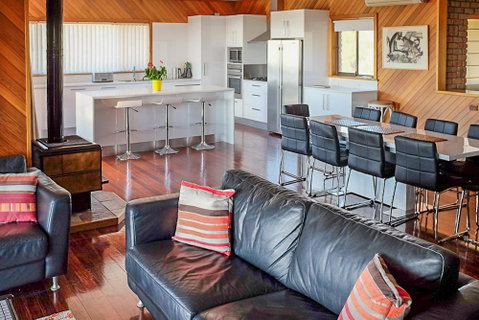 Seacroft - Accommodation QLD 5