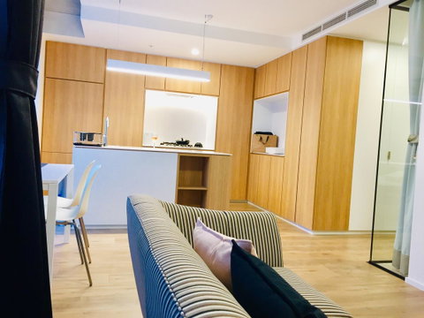 ONE Adelaide CBD - Accommodation QLD 8