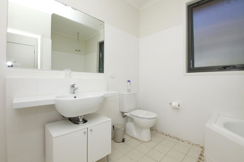 Boom 6 Boomerang Beach - Accommodation QLD 17