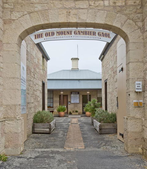 The Old Mount Gambier Gaol - Accommodation QLD 2