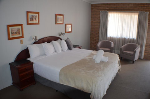 Deer Park Motor Inn Armidale - Accommodation QLD 5