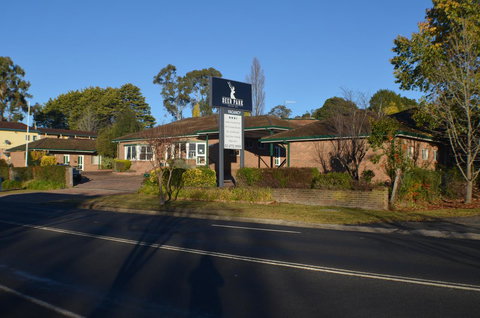 Deer Park Motor Inn Armidale - Accommodation QLD 0