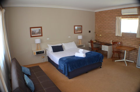 Deer Park Motor Inn Armidale - Accommodation QLD 7