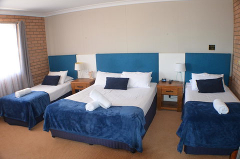 Deer Park Motor Inn Armidale - Accommodation QLD 10