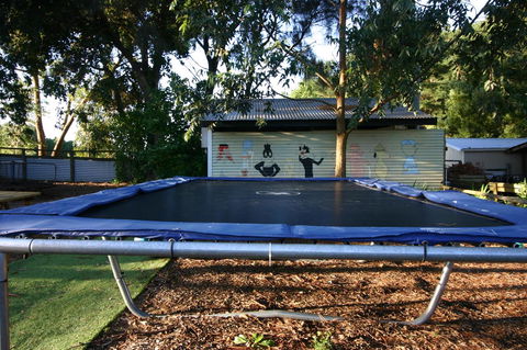 Millicent Hillview Caravan Park - Accommodation QLD 7
