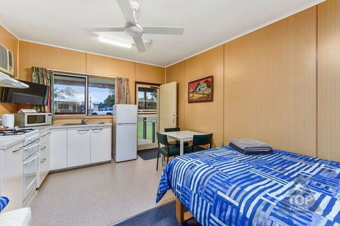Millicent Hillview Caravan Park - Accommodation QLD 13
