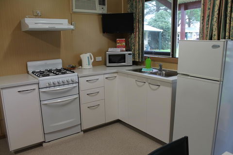 Millicent Hillview Caravan Park - Accommodation QLD 30
