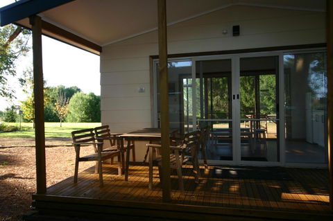 Millicent Hillview Caravan Park - Accommodation QLD 4