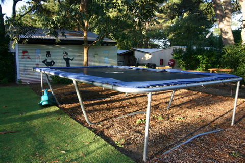 Millicent Hillview Caravan Park - Accommodation QLD 6