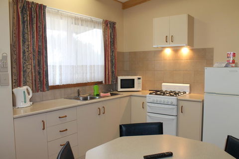 Millicent Hillview Caravan Park - Accommodation QLD 38