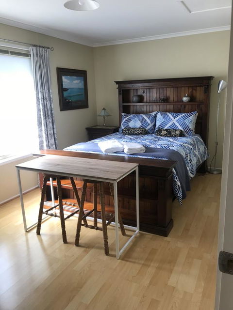 Boomerang Beach House - Accommodation QLD 3