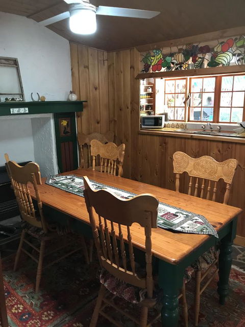 Cosy Nook - Accommodation QLD 23