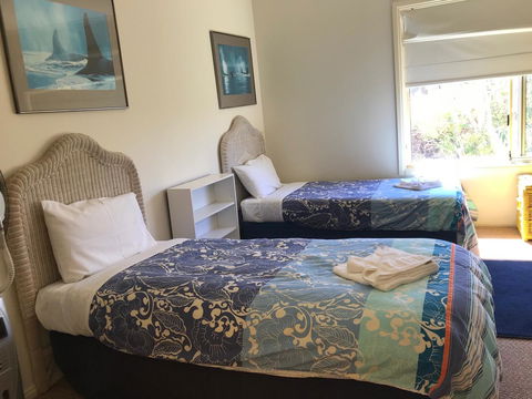 Emu Bay Lodge - Accommodation QLD 16