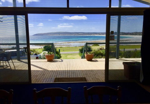 Emu Bay Lodge - Accommodation QLD 1