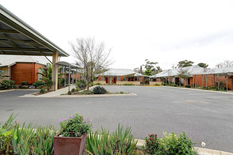 Strath Motel - Accommodation QLD 21
