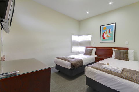 Strath Motel - Accommodation QLD 17