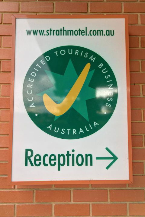 Strath Motel - Accommodation QLD 11