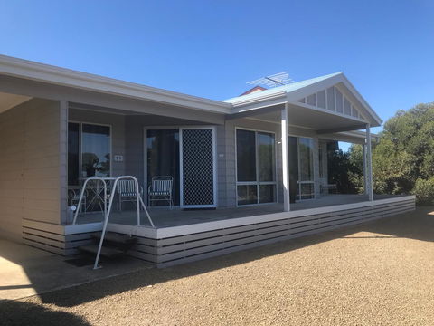 Island Break - Accommodation QLD 0
