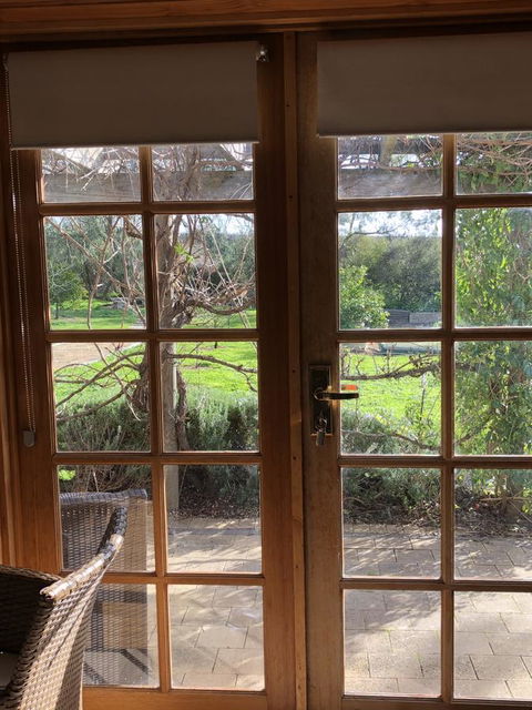 Amande Bed And Breakfast - Accommodation QLD 10