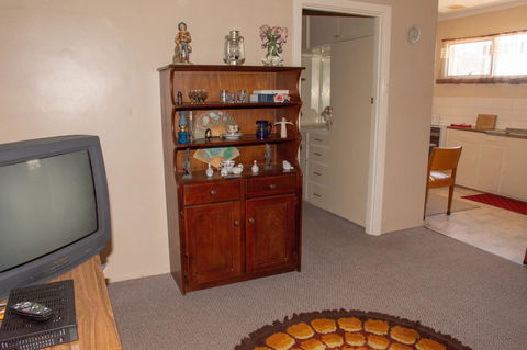 Kimba Units - Accommodation QLD 8