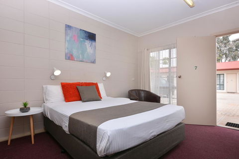 Motel Poinsettia - Accommodation QLD 29
