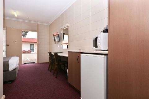 Motel Poinsettia - Accommodation QLD 27
