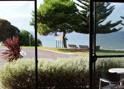 Pier Number 10 - Accommodation QLD 1