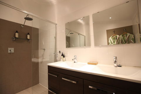 One Tree Bed And Breakfast - Accommodation QLD 20