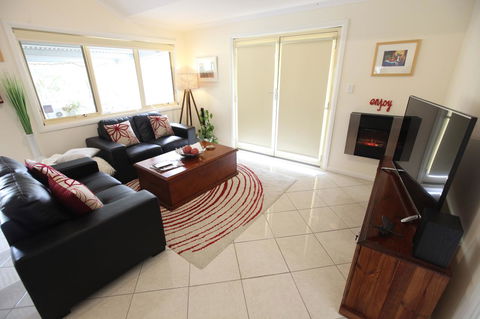 One Tree Bed And Breakfast - Accommodation QLD 11