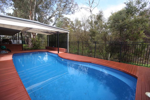 One Tree Bed And Breakfast - Accommodation QLD 15