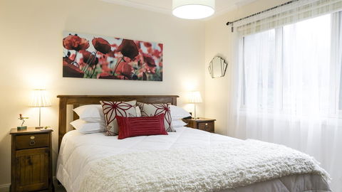One Tree Bed And Breakfast - Accommodation QLD 2