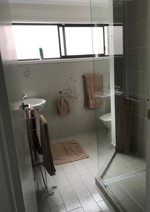 Arena Blanca Holiday Home - Accommodation QLD 4