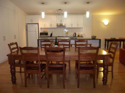 Ashendens At Penneshaw - Accommodation QLD 6