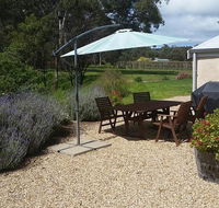 Peppermint Farm Cottage - Accommodation QLD