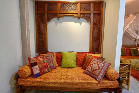 The Lotus Eater - Accommodation QLD 1