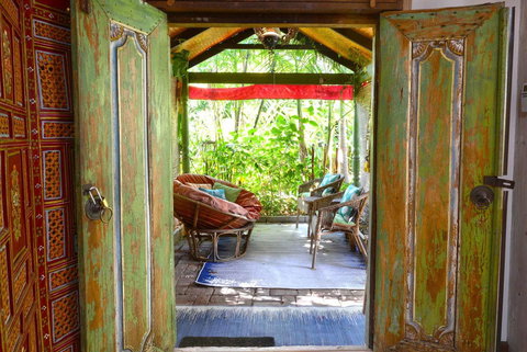 The Lotus Eater - Accommodation QLD 8