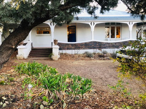 Belmore Cottage - Accommodation QLD 0