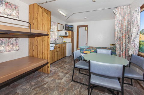 Echo Holiday Parks - Naracoorte - Accommodation QLD 10